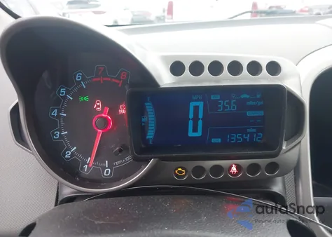 2016 Chevrolet Sonic Lt Manual from USA, damaged, VIN 1G1JD5SG8G4148313